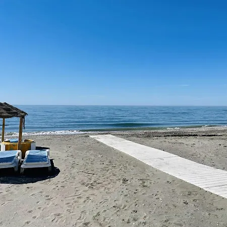 Apartment Laguna At *